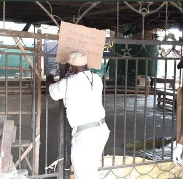 Agege Central Mosque Sealed Off By LGA Officials For Violating Lockdown Order 